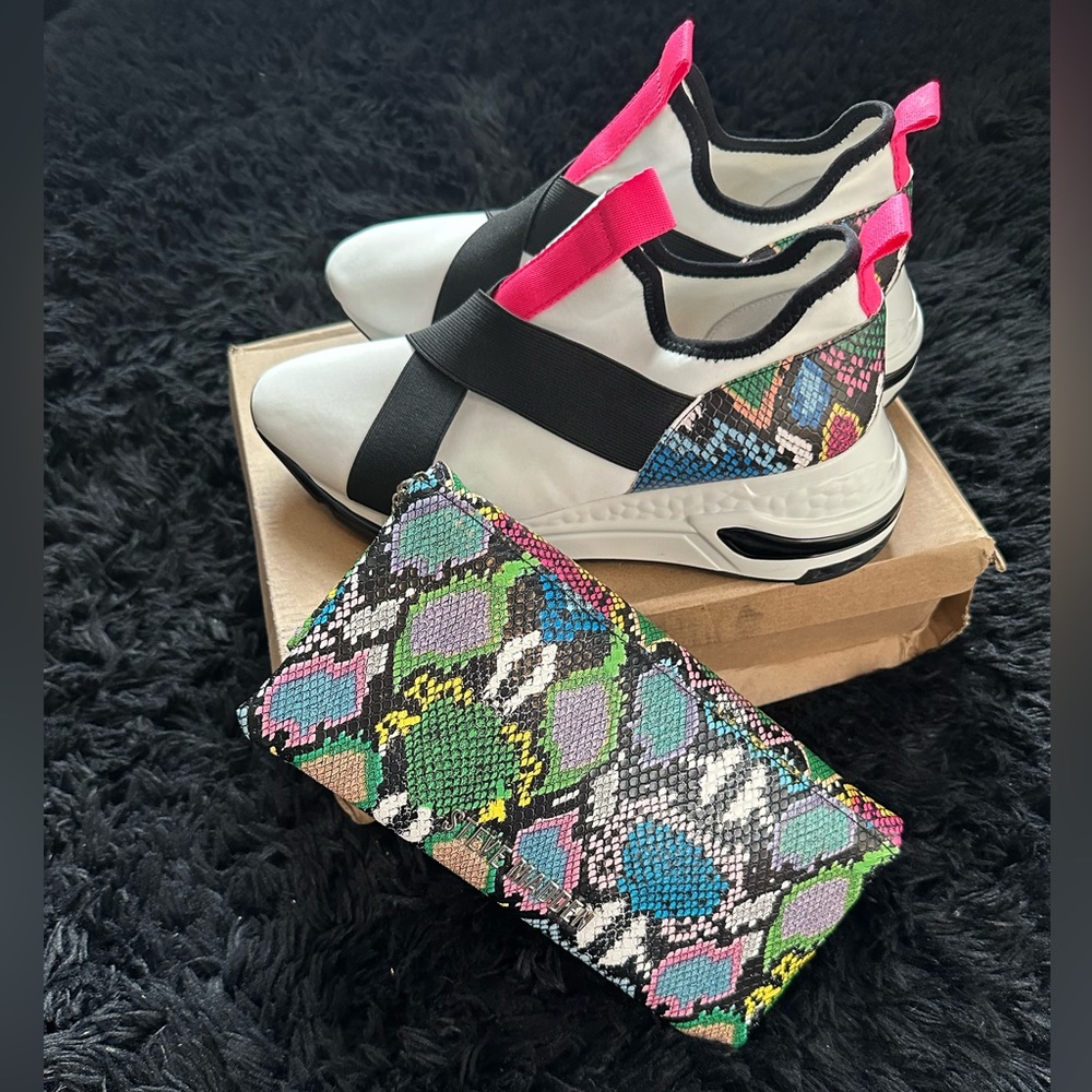 Steve Madden Sz 10 Pull on sneaker & matching purse